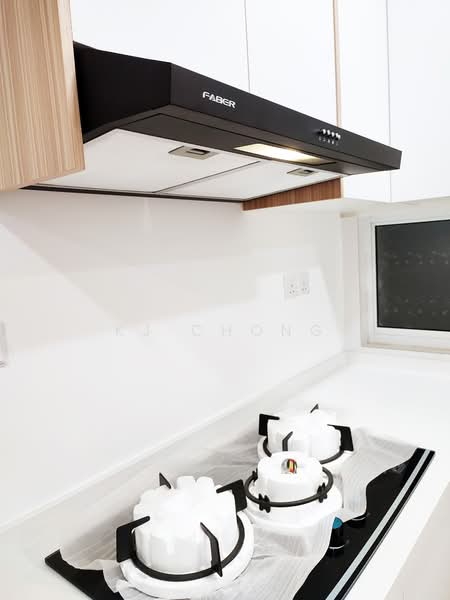 Service Residence for Sale at Pinnacle Sri Petaling - KJ Chong - Kitchen - PropertyGuru.com.my