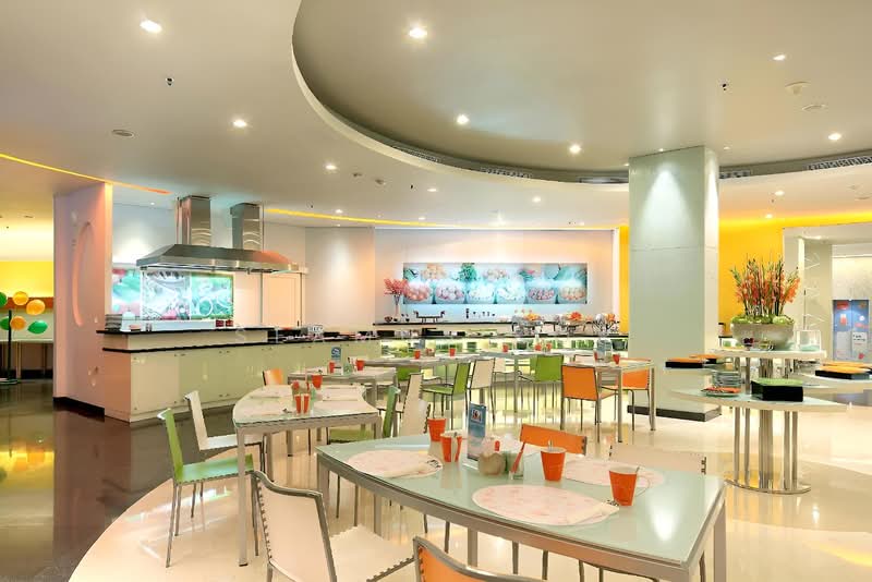 Hotel / Resort untuk Dijual di Masai (Johor) - Seamus Kor - Dining Room - PropertyGuru.com.my