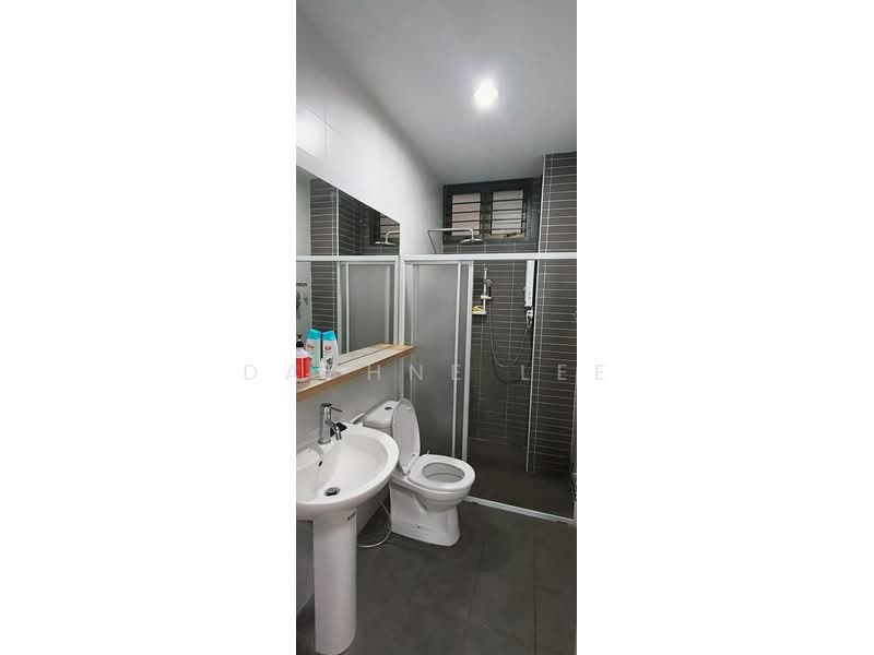 Service Residence for Sale at Residences @ 1 Tebrau - Daphne Lee - Bathroom - PropertyGuru.com.my