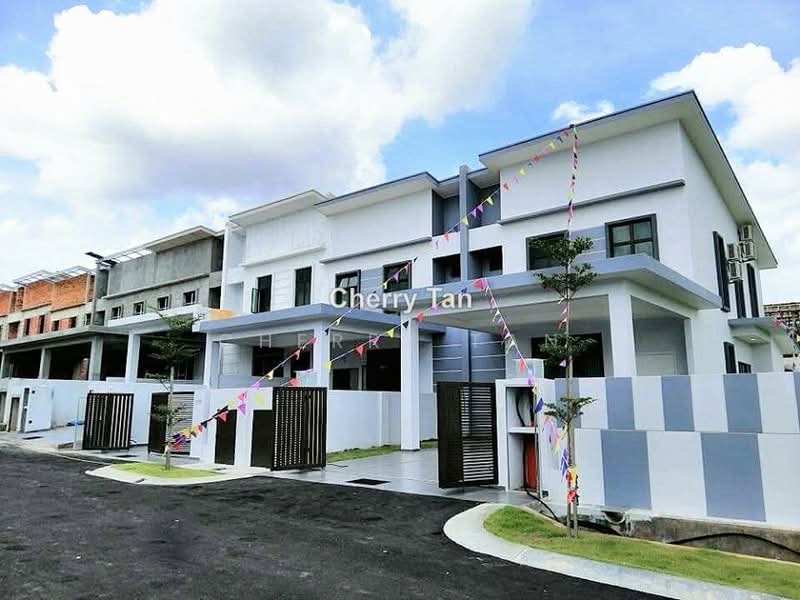 Rumah Berkembar untuk Dijual di Ayer Keroh (Melaka) - Cherry . - PropertyGuru.com.my