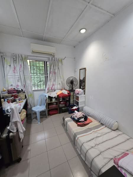 2-storey Terraced House for Sale in Jalan Klang Lama (Old Klang Road) (Kuala Lumpur) - Suki Tan - Bedroom - PropertyGuru.com.my