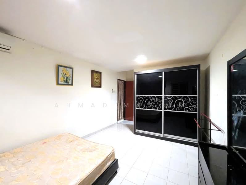 Townhouse for Sale in Batu Caves (Selangor) - Ahmad Muslim - Bedroom - PropertyGuru.com.my