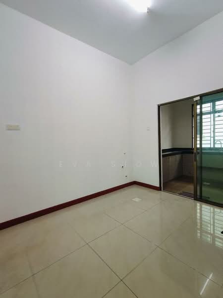 Rumah Teres 2 Tingkat untuk Dijual di Setia Tropika (Johor Bahru) - Eva Siow - Interior - PropertyGuru.com.my
