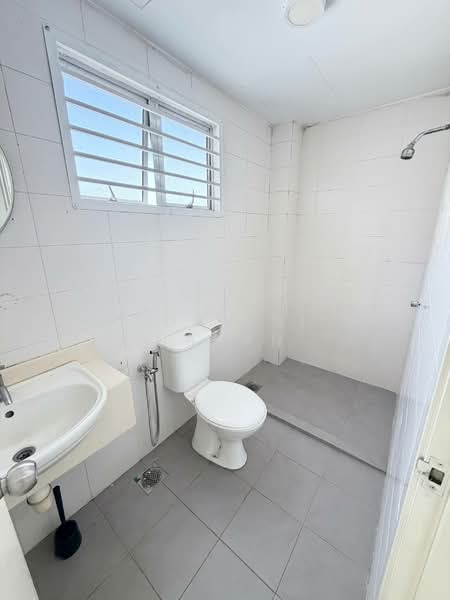 Service Residence for Sale at Suri Puteri - Noraini Dahan - Bathroom - PropertyGuru.com.my