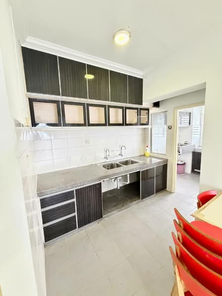 Service Residence for Sale at Suri Puteri - Noraini Dahan - Kitchen - PropertyGuru.com.my