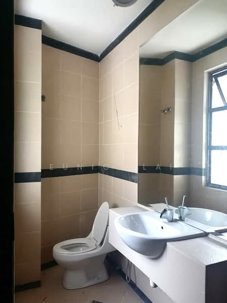 Rumah Teres 2 Tingkat untuk Dijual di Bukit Rahman Putra (Sungai Buloh) - Eunice Lai - Bathroom - PropertyGuru.com.my