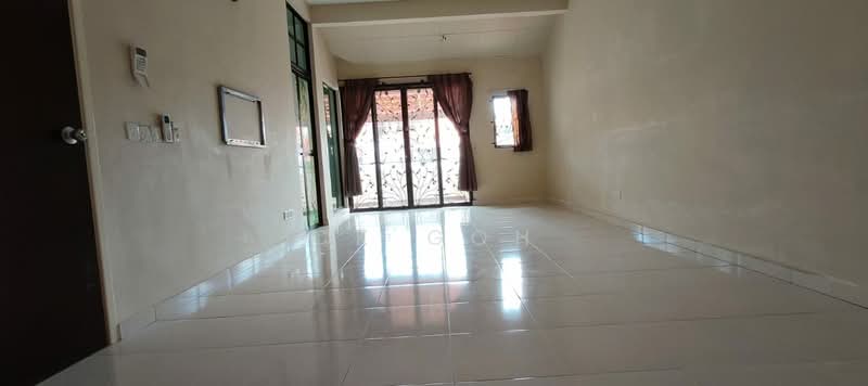 3-storey Terraced House for Sale in Sungai Ara (Penang) - CK Goh - Living Room - PropertyGuru.com.my
