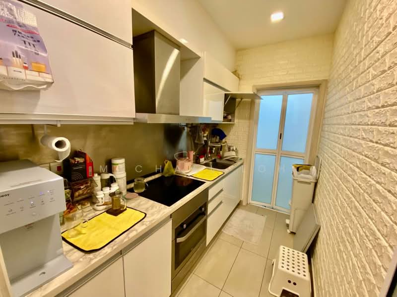 Service Residence for Sale at M City - Michael Loh - Kitchen - PropertyGuru.com.my