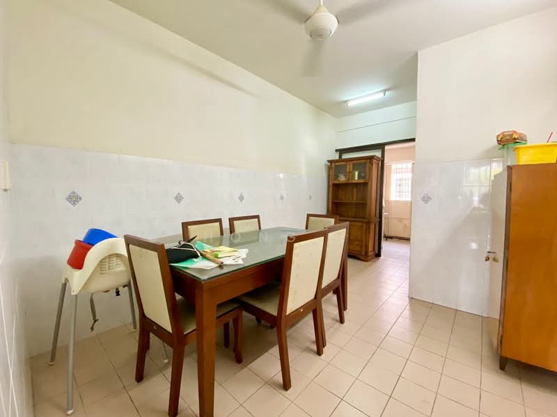 Rumah Teres 2 Tingkat untuk Dijual di Sungai Ara (Penang) - Hong . - Dining Room - PropertyGuru.com.my
