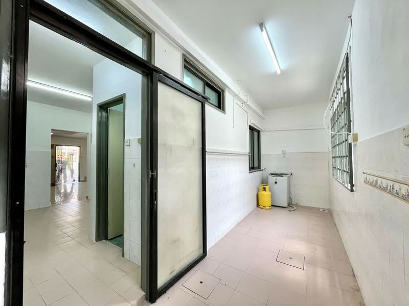 2-storey Terraced House for Sale in Sungai Ara (Penang) - Hong . - Interior - PropertyGuru.com.my