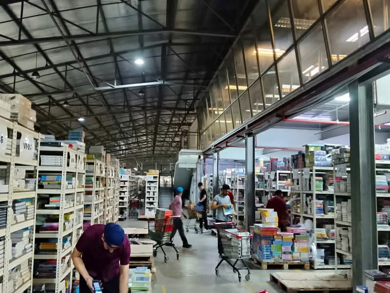 Warehouse for Rent in Shah Alam (Selangor) - Jennifer Chin - Interior - PropertyGuru.com.my