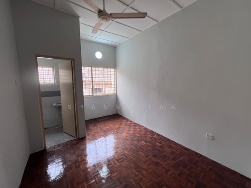 Rumah Teres untuk Dijual di Bandar Sungai Long (Selangor) - Shanny Tan - Interior - PropertyGuru.com.my
