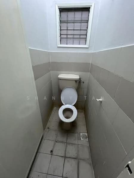 Rumah Teres untuk Dijual di Bandar Sungai Long (Selangor) - Shanny Tan - Bathroom - PropertyGuru.com.my