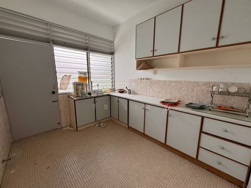 2-storey Terraced House for Sale in Jelutong (Penang) - TS Lim - Kitchen - PropertyGuru.com.my