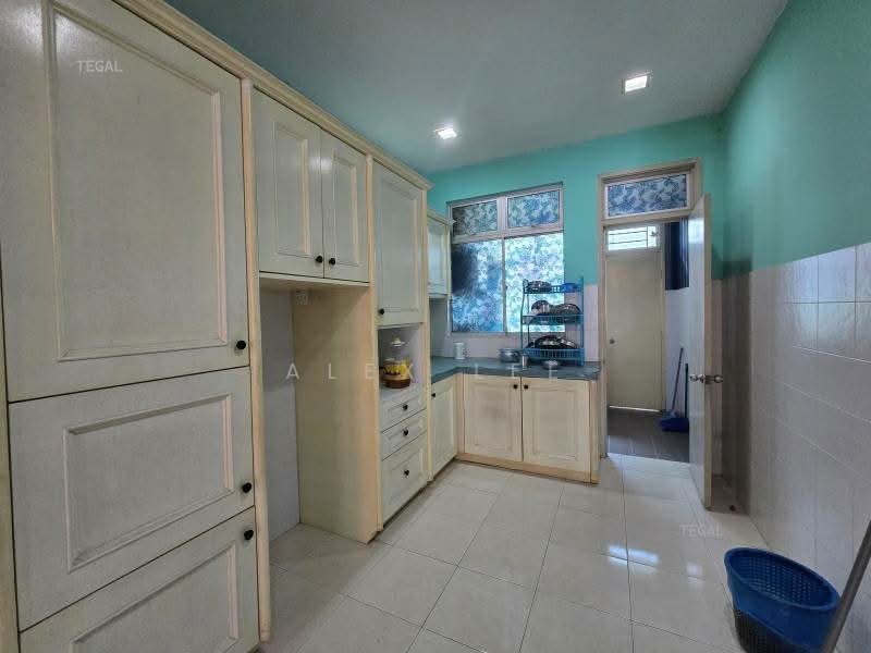 Rumah Teres untuk Disewa di Bandar Puteri Klang (Klang) - Alex Lee - Kitchen - PropertyGuru.com.my