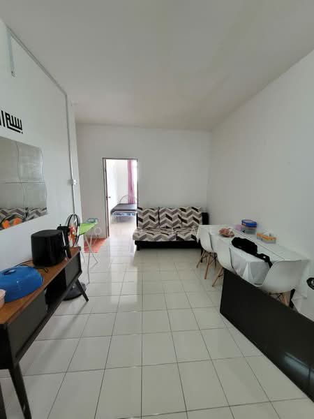 Apartment for Sale at Denai Nusantara Apartment - Mohd Faez - Living Room - PropertyGuru.com.my