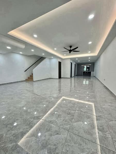 Rumah Teres 2 Tingkat untuk Dijual di Permas Jaya (Johor) - Caleb Yeo - Living Room - PropertyGuru.com.my