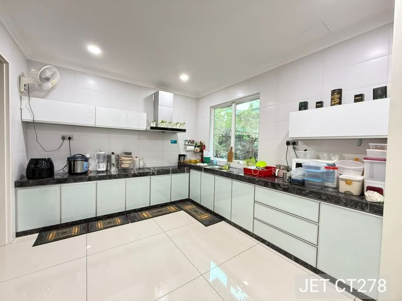 Rumah Banglo untuk Dijual di Bandar Parklands (Klang) - Daniel Kok - Kitchen - PropertyGuru.com.my