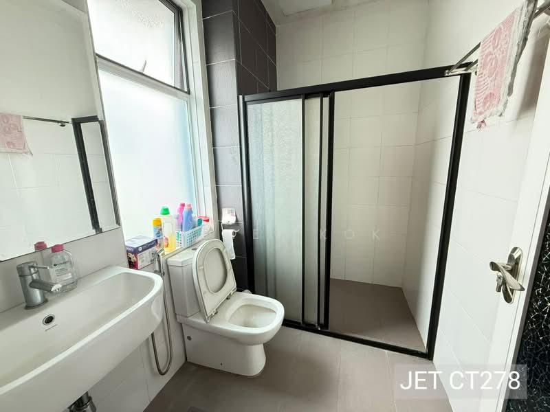 Rumah Banglo untuk Dijual di Bandar Parklands (Klang) - Daniel Kok - Bathroom - PropertyGuru.com.my