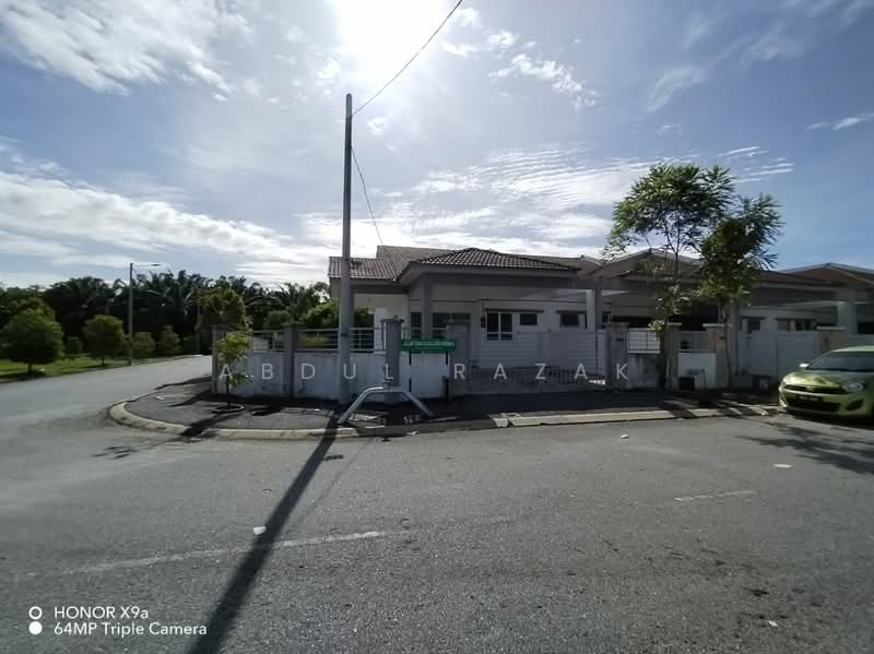 Rumah Teres untuk Dijual di Batang Padang (Perak) - Abdul Razak - Exterior - PropertyGuru.com.my