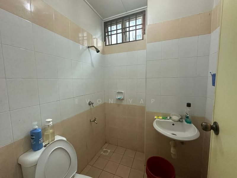 Rumah Teres 2 Tingkat untuk Dijual di Taman Skudai Indah (Skudai) - Evon Yap - Bathroom - PropertyGuru.com.my