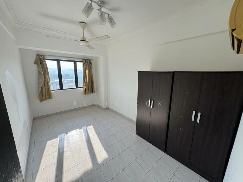 Condominium for Sale at Vista Komanwel C - Elvis Kok - Bedroom - PropertyGuru.com.my