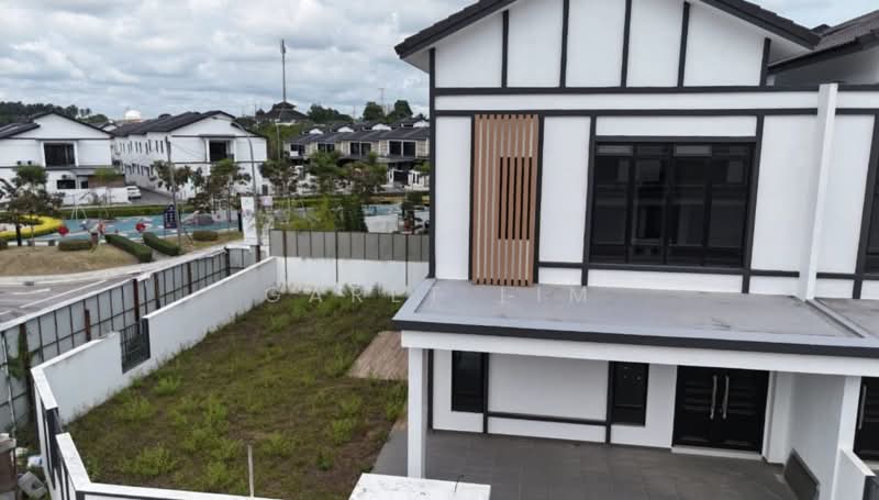 Rumah Berkembar untuk Dijual di Johor Bahru (Johor) - Garet Lim - Exterior - PropertyGuru.com.my