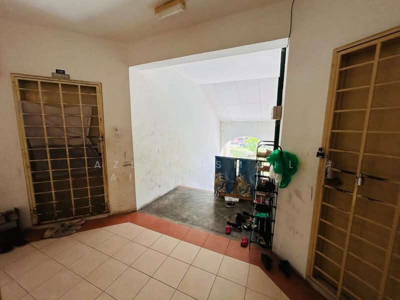Tanah Kediaman untuk Dijual di Bandar Seri Alam (Masai) - Azlan Ismail aiproperty - Entrance - PropertyGuru.com.my