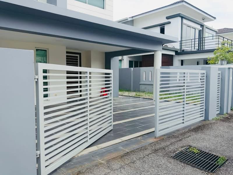 Semi-Detached House for Rent in Seri Kembangan (Selangor) - Evanslee . - Exterior - PropertyGuru.com.my