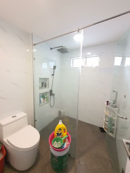 Rumah Teres 2 Tingkat untuk Dijual di Usj 1 (Subang Jaya) - Derrick Lee - Bathroom - PropertyGuru.com.my