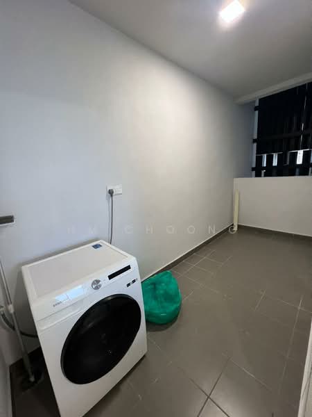 Kondominium untuk Disewa di Secoya Residence - HM Choong - Balcony - PropertyGuru.com.my