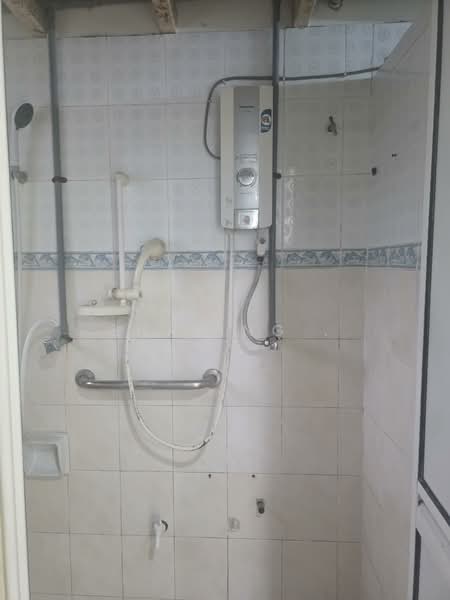 Pangsapuri untuk Dijual di Pangsapuri Adalia - Shaling . - PropertyGuru.com.my