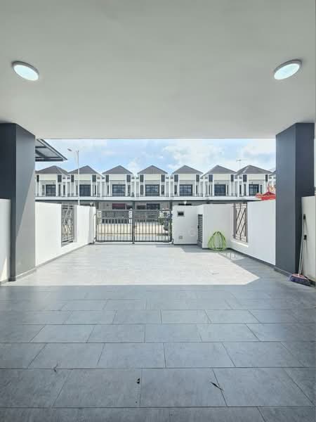 2-storey Terraced House for Rent in Johor Bahru (Johor) - Jane Ngoi - Exterior - PropertyGuru.com.my