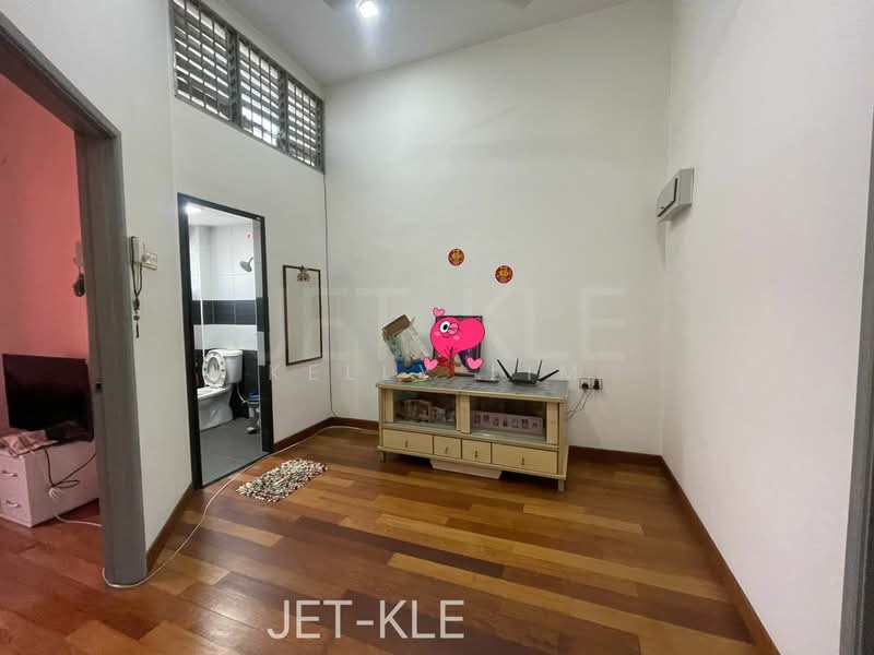 Rumah Teres 2 Tingkat untuk Dijual di Klang (Selangor) - Kelly Lim - PropertyGuru.com.my