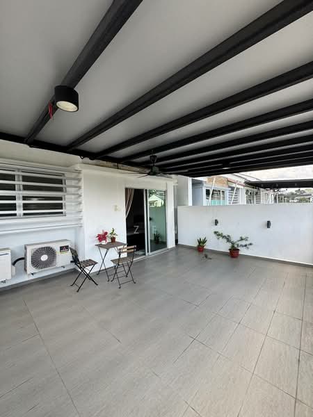 2-storey Terraced House for Sale in Indahpura Diamond (Kulai) - NG ZEN XI - Balcony - PropertyGuru.com.my