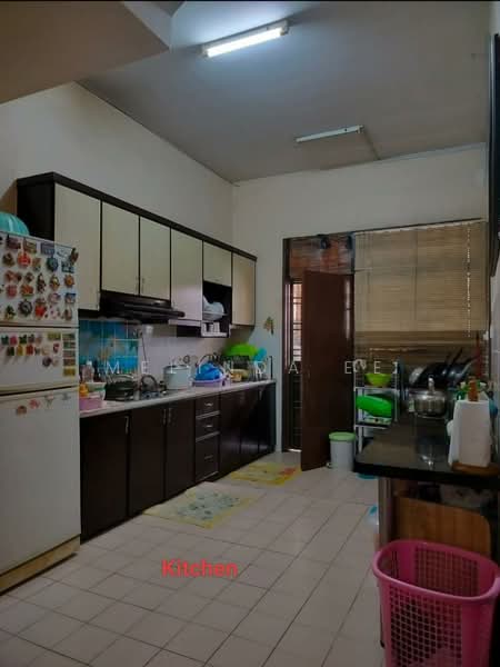 2-storey Terraced House for Sale in Bandar Putra (Kulai) - Melinda Ee - Kitchen - PropertyGuru.com.my