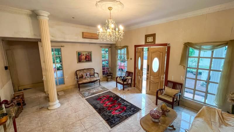 Rumah Banglo untuk Dijual di Seksyen 16 (Petaling Jaya) - Adzura Zamedin - Living Room - PropertyGuru.com.my