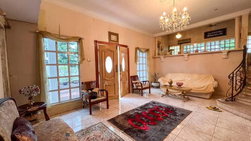 Rumah Banglo untuk Dijual di Seksyen 16 (Petaling Jaya) - Adzura Zamedin - Living Room - PropertyGuru.com.my