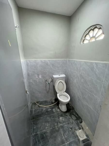 1-storey Terraced House for Sale in Kulai (Johor) - Melinda Ee - Bathroom - PropertyGuru.com.my