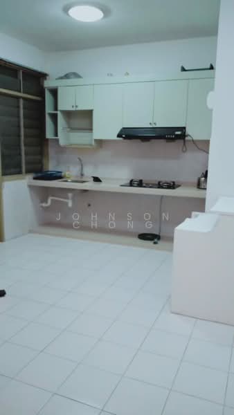 Service Residence for Sale at Nusa Perdana Apartment - Johnson Chong - Kitchen - PropertyGuru.com.my