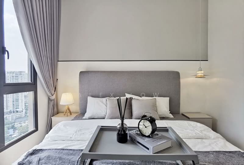Servis Apartment untuk Disewa di Ativo Suites @ Damansara Avenue - Alex Low - Bedroom - PropertyGuru.com.my
