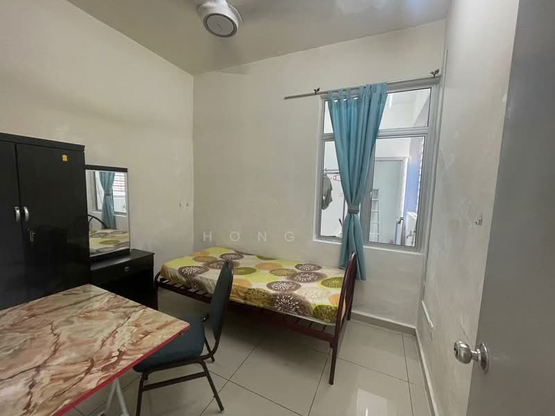 Kondominium untuk Dijual di Sierra Residences - Hong . - Bedroom - PropertyGuru.com.my