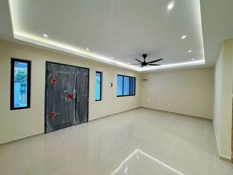 2-storey Terraced House for Sale in Taman Skudai Baru (Skudai) - Melinda Ee - Living Room - PropertyGuru.com.my
