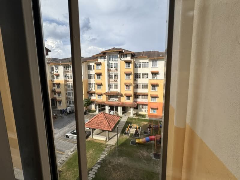 Pangsapuri untuk Disewa di Semarak Apartment - EE Ling - Exterior - PropertyGuru.com.my