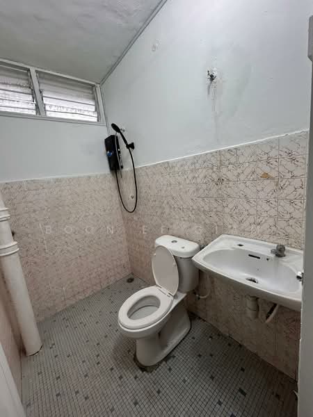 2-storey Terraced House for Rent in Taman Maluri (Cheras) - Boon Ee Giam - Bathroom - PropertyGuru.com.my