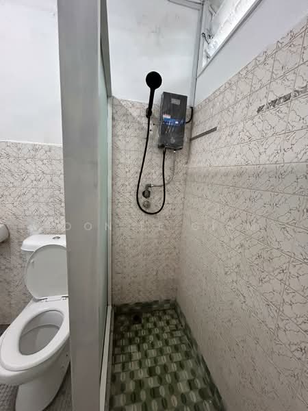 2-storey Terraced House for Rent in Taman Maluri (Cheras) - Boon Ee Giam - Bathroom - PropertyGuru.com.my