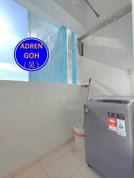 Kondominium untuk Disewa di i-Santorini - Adren Goh - Balcony - PropertyGuru.com.my