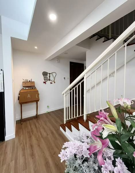 Rumah Teres 2 Tingkat untuk Dijual di Desa Parkcity (Kuala Lumpur) - Albby Koah - Entrance - PropertyGuru.com.my
