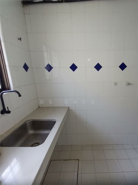 Terraced House for Sale in Usj 2 (Subang Jaya) - GS CHUA - Kitchen - PropertyGuru.com.my