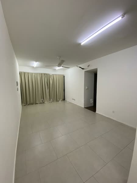 Servis Apartment untuk Dijual di Geo Bukit Rimau - Dave KS - Living Room - PropertyGuru.com.my